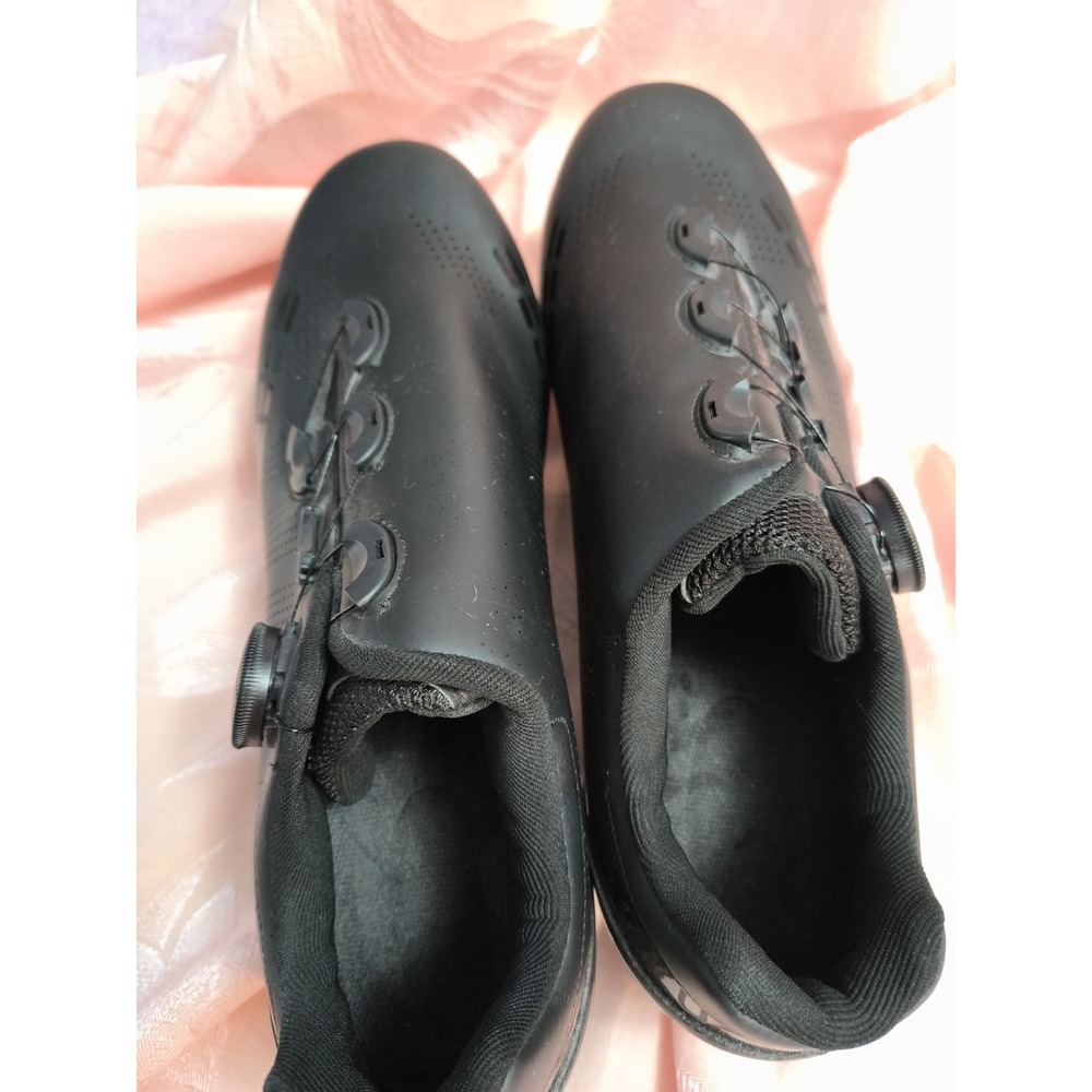 Tabolu Road Cycling Shoes Sz 9-9.5 SPD Cleat Mens Black Bicycle EUC